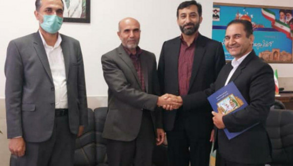 معلم بازنشسته خوافی خیرمدرسه سازشد