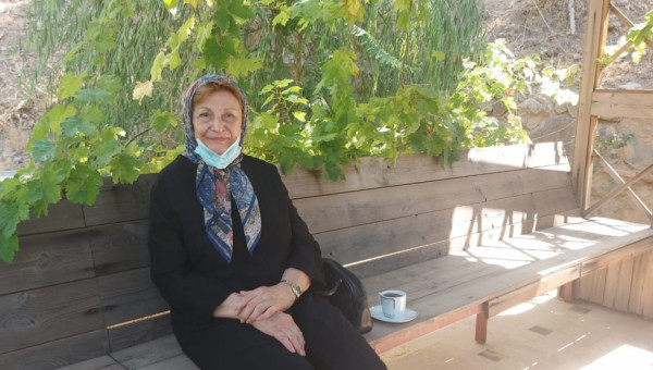 مشارکت بانو نادره حق شناس خیر مدرسه ساز در پژوهش سرای زیست محیطی آموزش و پرورش منطقه یک