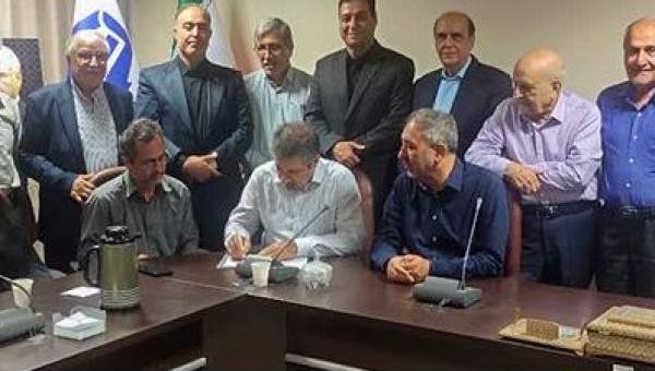 امضا دو تفاهم نامه ساخت مدرسه خیر ساز در اصفهان