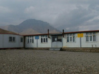 انتقال ۱۰ مدرسه پیش ساخته به مناطق صعب‌العبور عشایری لرستان