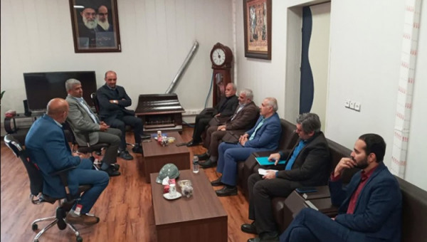 انعقاد تفاهم نامه ساخت مجتمع هنرستانی خیر ساز فولاد کویر در آران و بیدگل