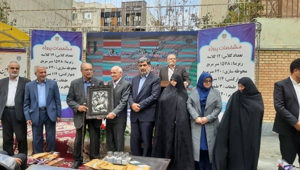 بهره برداری از مدرسه 12 کلاسه خیر ساز حاج هادی فخاری در اراک /تجلیل از خیر مدرسه ساز حاج علی فخاری