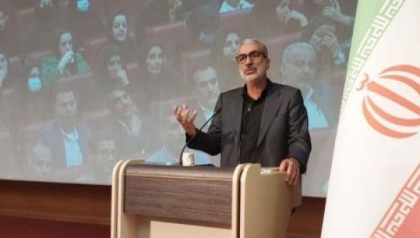 دانش آموزان باید خیرین را بشناسند و عمل خداپسندانه او را الگوی خود قرار دهند